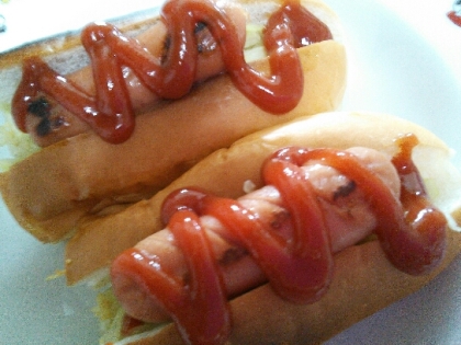 お弁当にも バターロールでホットドック レシピ 作り方 By スマイルテディ 楽天レシピ