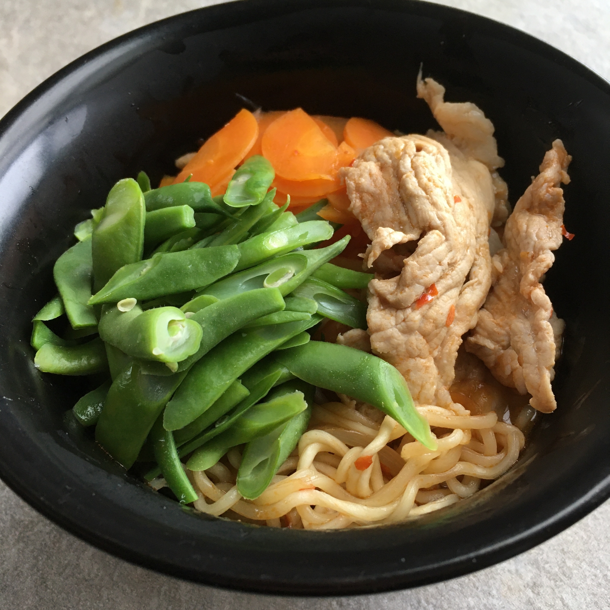 塩茹でモロッコいんげんdeピリ辛味噌ラーメン♪