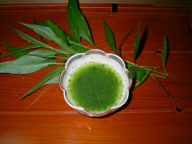 蓼酢(たでず)鮎の塩焼きに欠かせない