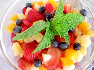 5分で簡単デザート フルーツポンチ レシピ 作り方 By Ayanz 楽天レシピ 5分で簡単デザート フルーツポンチ レシピ 作り方 By Ayanz 楽天レシピ