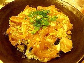 めんつゆで☆簡単つゆだく親子丼