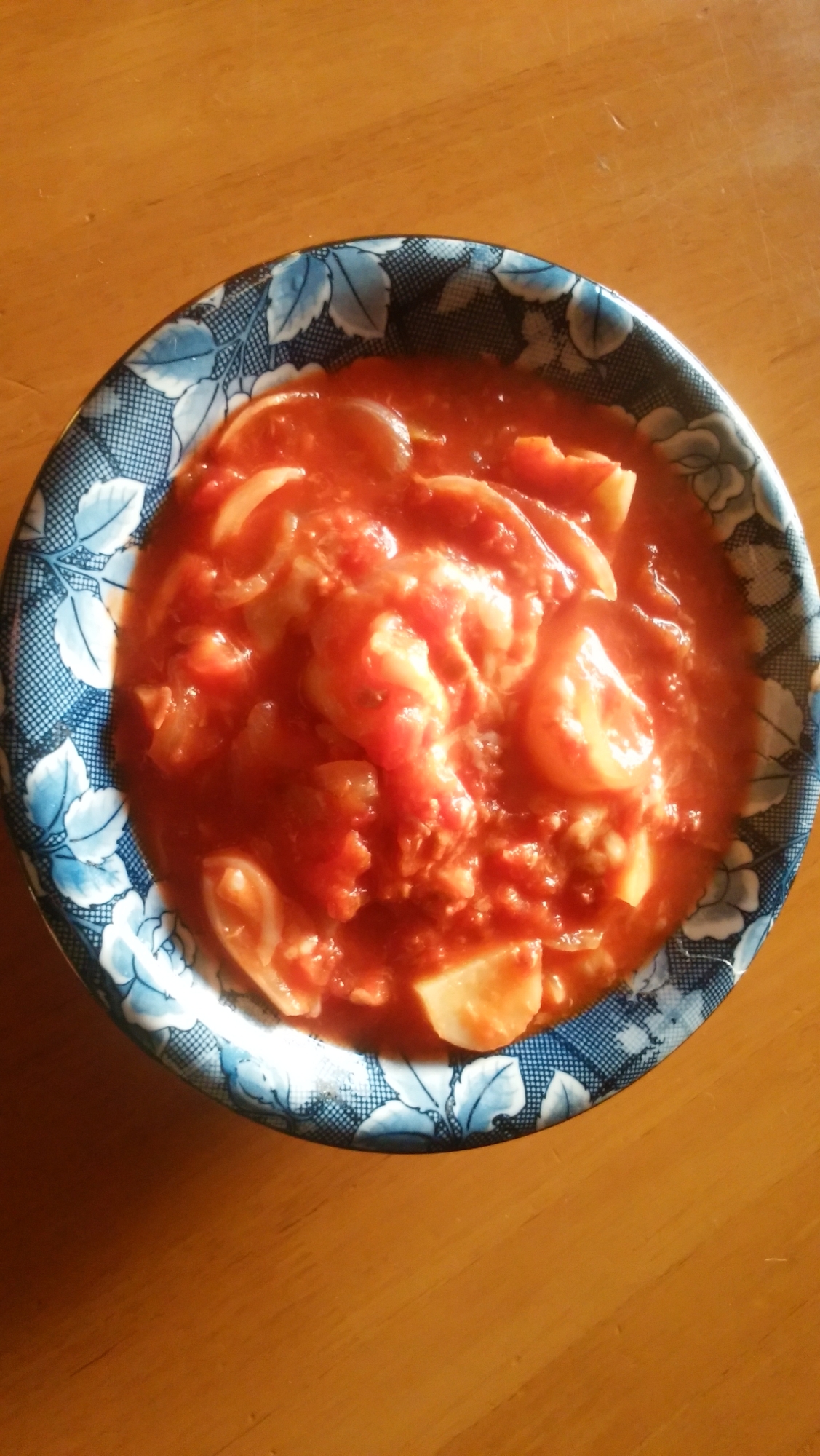 ジャガイモとツナのトマトチーズ煮