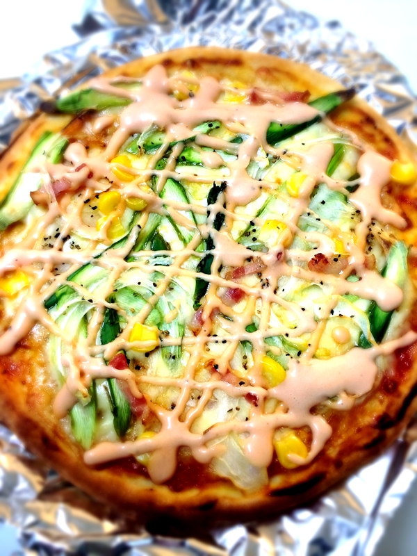 冷凍のピザクラフトで☆春野菜たっぷりピザ