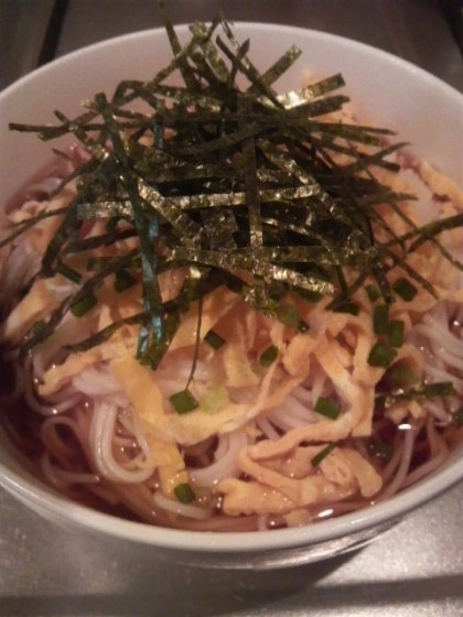 酔っぱらいの☆　「夜更けの卵そうめん」