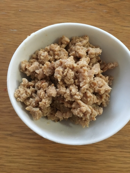 そぼろ丼やおにぎりの具に☆味噌味の鶏そぼろ