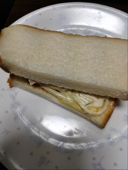 スパゲッティトーストサンド