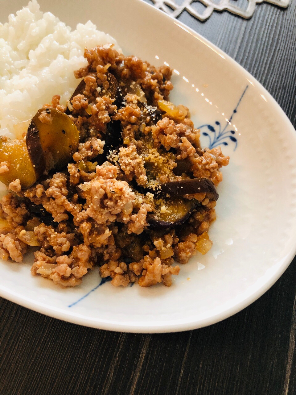 茄子とひき肉のボロネーゼ風/ご飯と一緒に