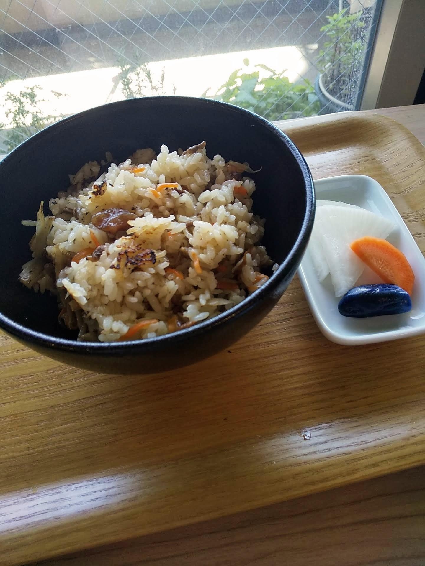 おかわりしちゃう！　牛すじ煮の炊き込みご飯