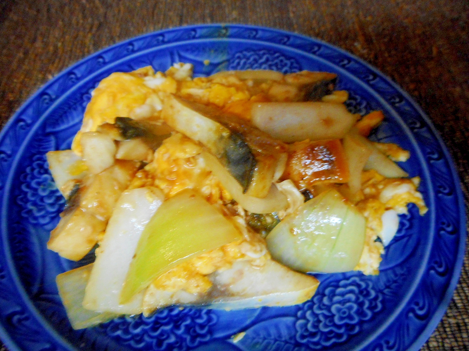 塩サバと卵の味噌炒め