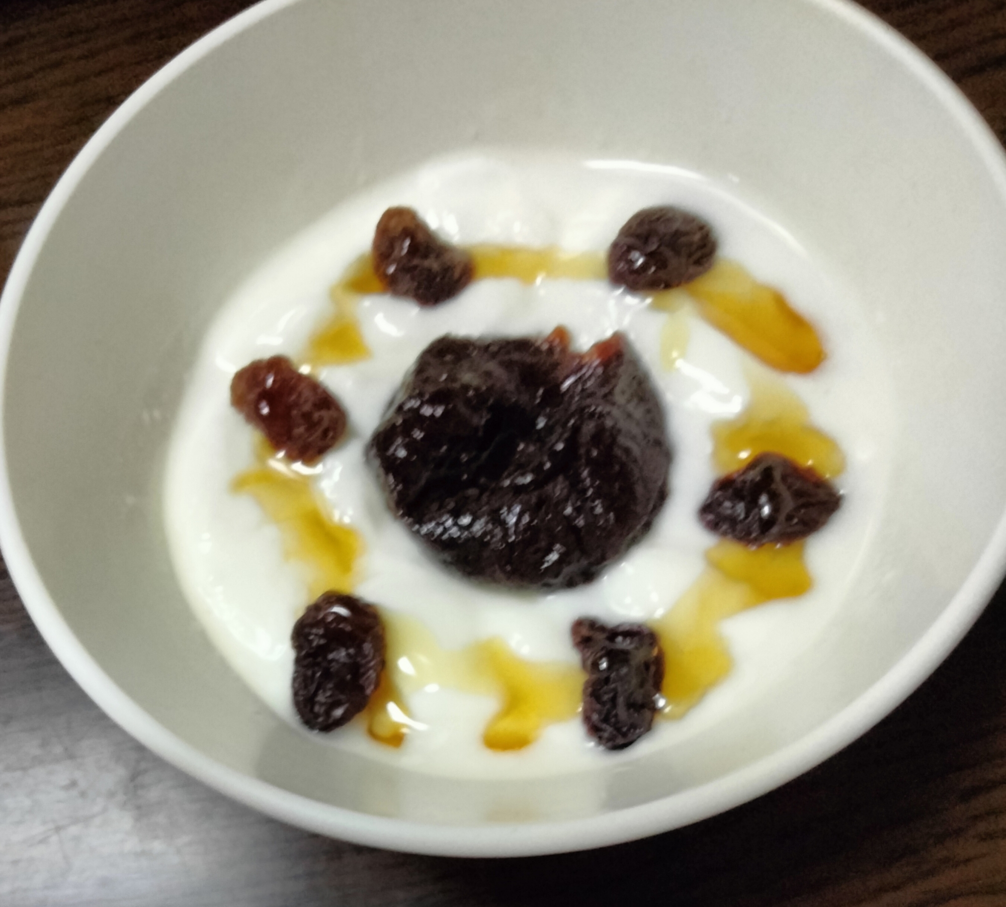 今日のヨーグルト♡プルーン&レーズン 鉄分満点！