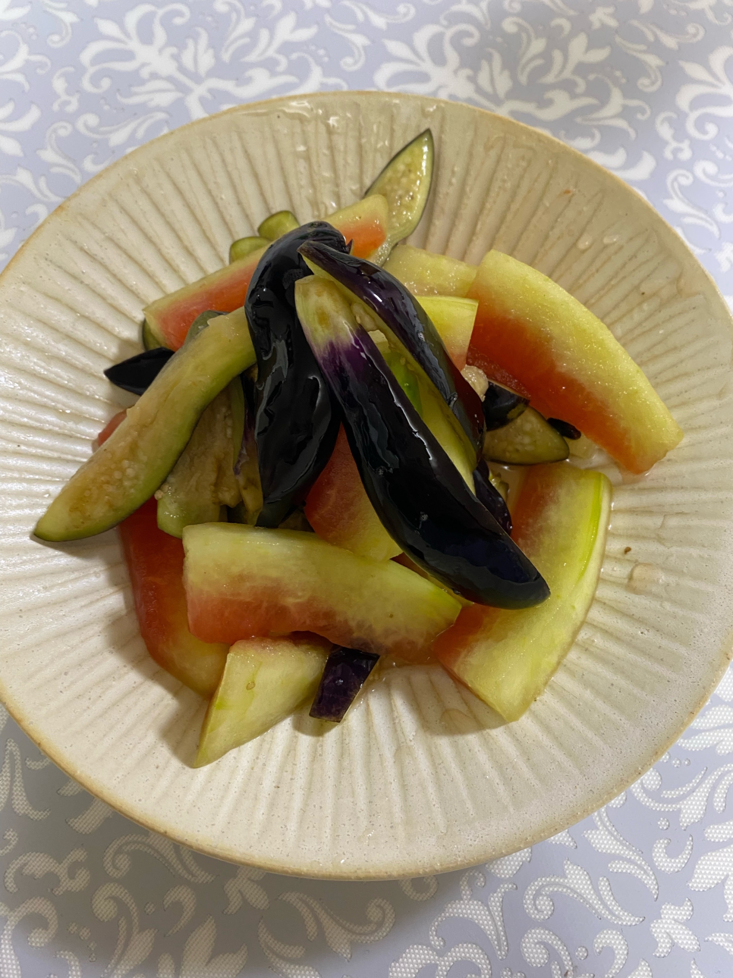 茄子とスイカの皮の漬物