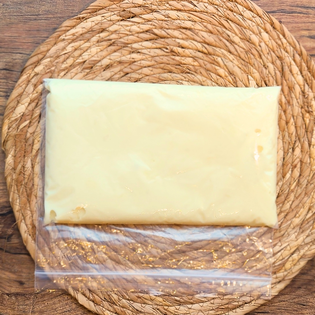 賞味期限が来た牛乳は、ホワイトソースで冷凍保存