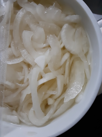 新玉ねぎで酢玉ねぎ✿