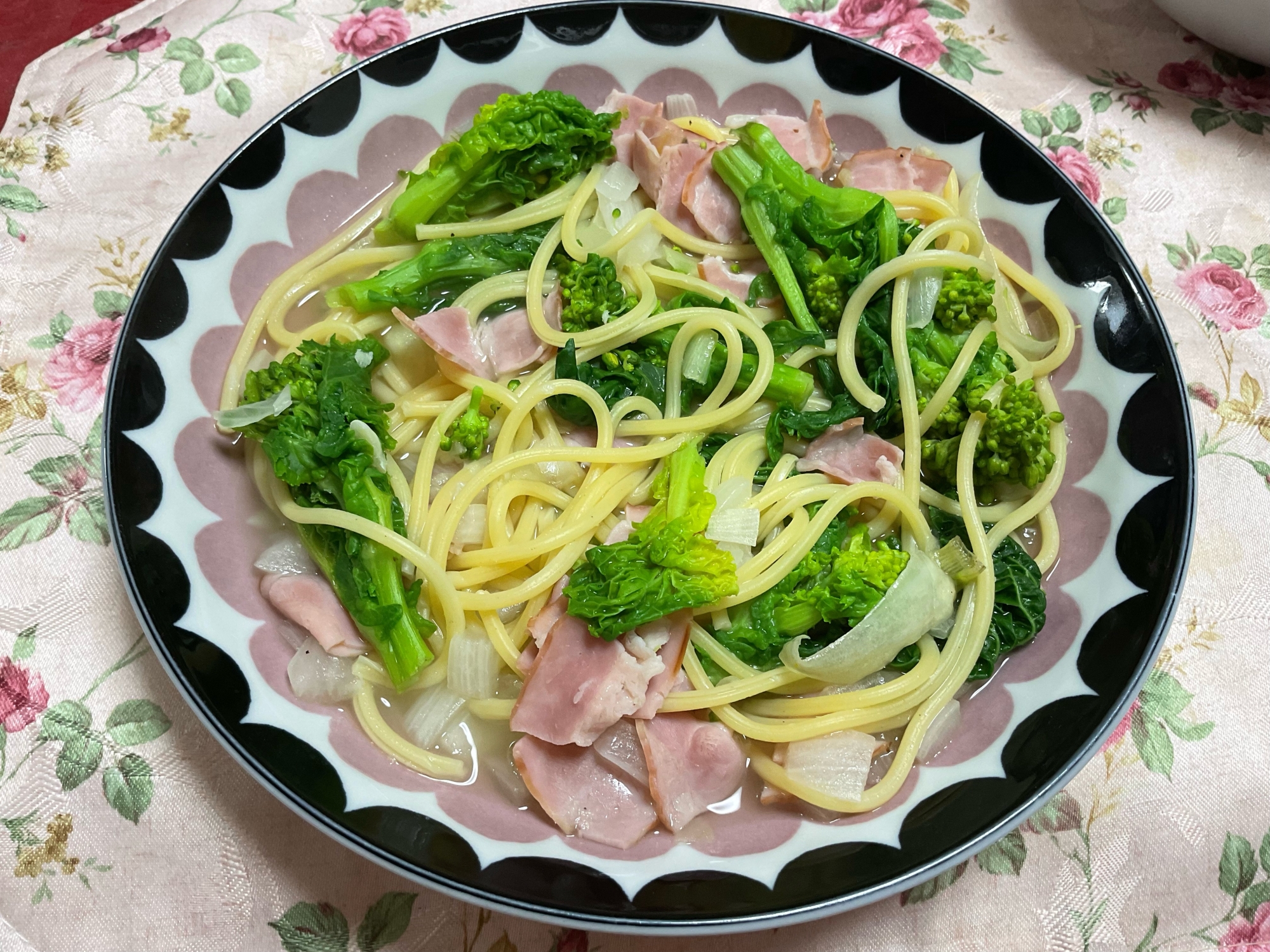 菜花のスープパスタ