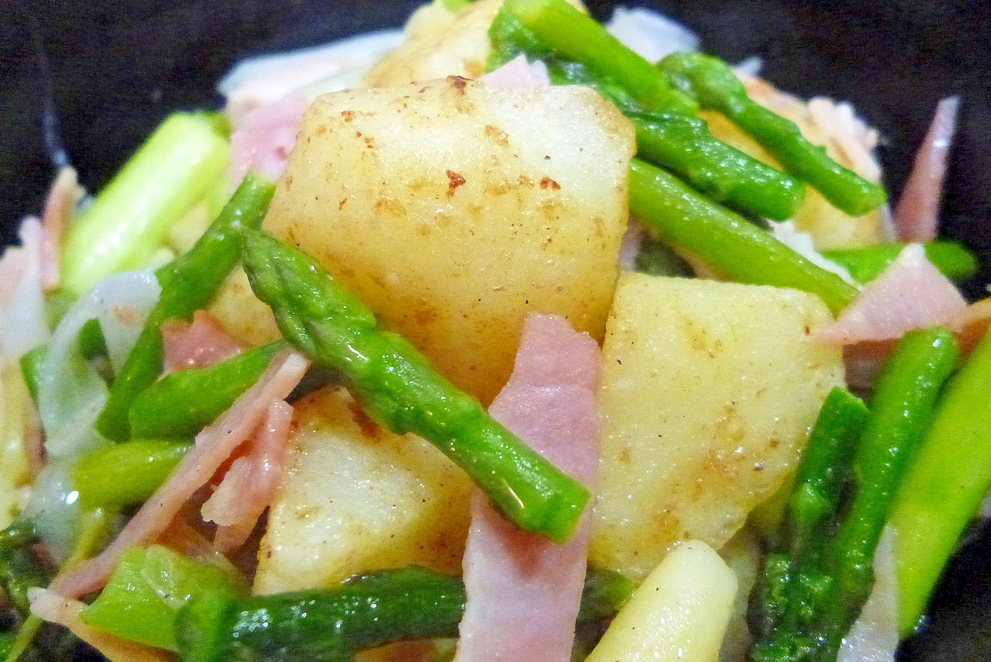 アスパラ ジャガイモ 玉ねぎの炒め物 レシピ 作り方 By しらつむ 楽天レシピ アスパラ ジャガイモ 玉ねぎの炒め物 レシピ 作り方 By しらつむ 楽天レシピ