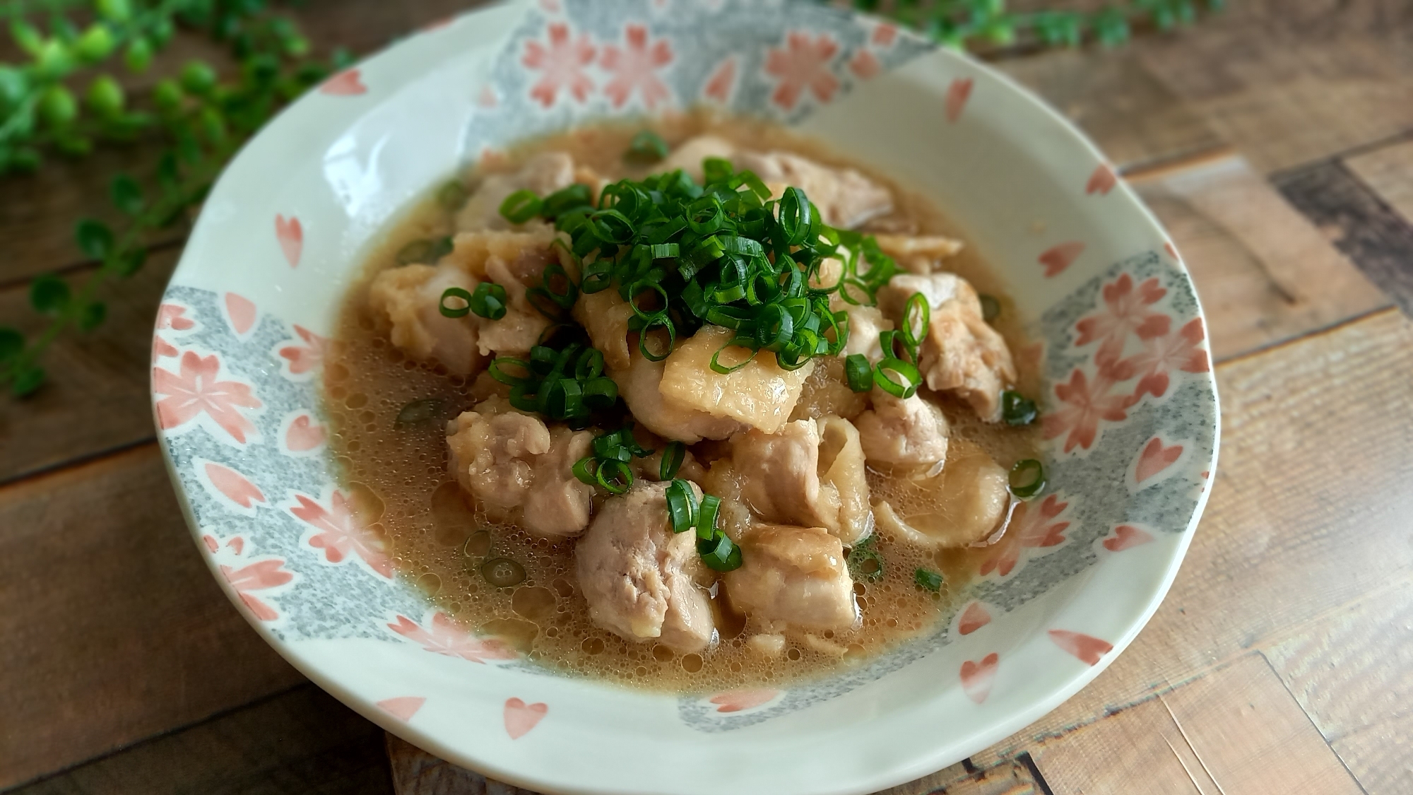 めんつゆで味付け！鶏肉のみぞれ煮