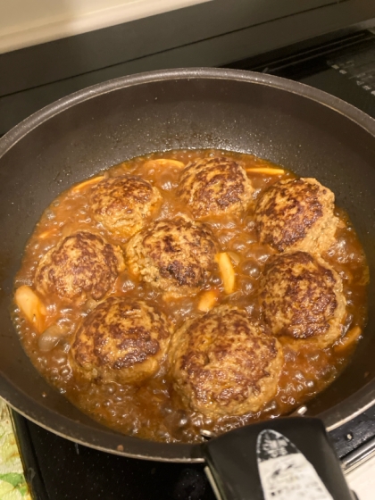 ♪♪絶品★煮込みハンバーグ～きのこソース～♪♪