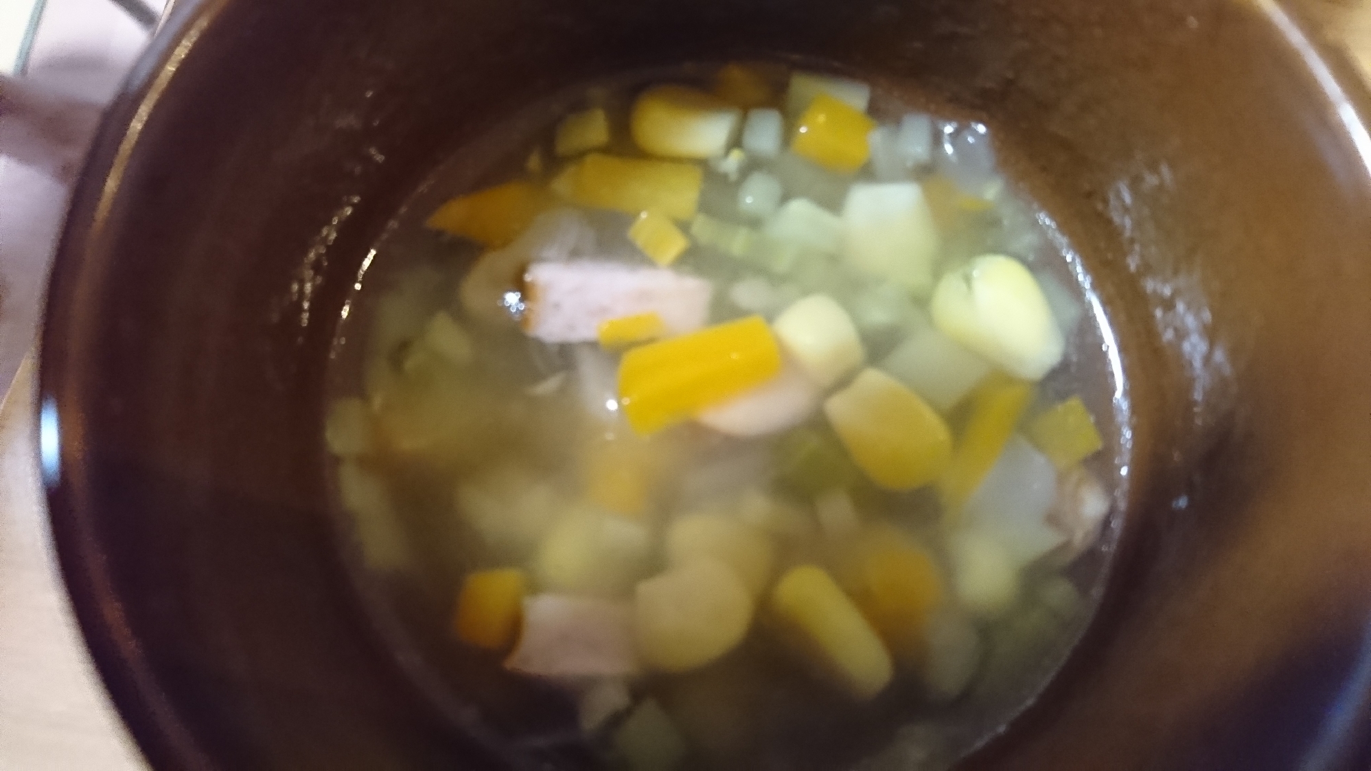 創味シャンタンで、野菜スープ