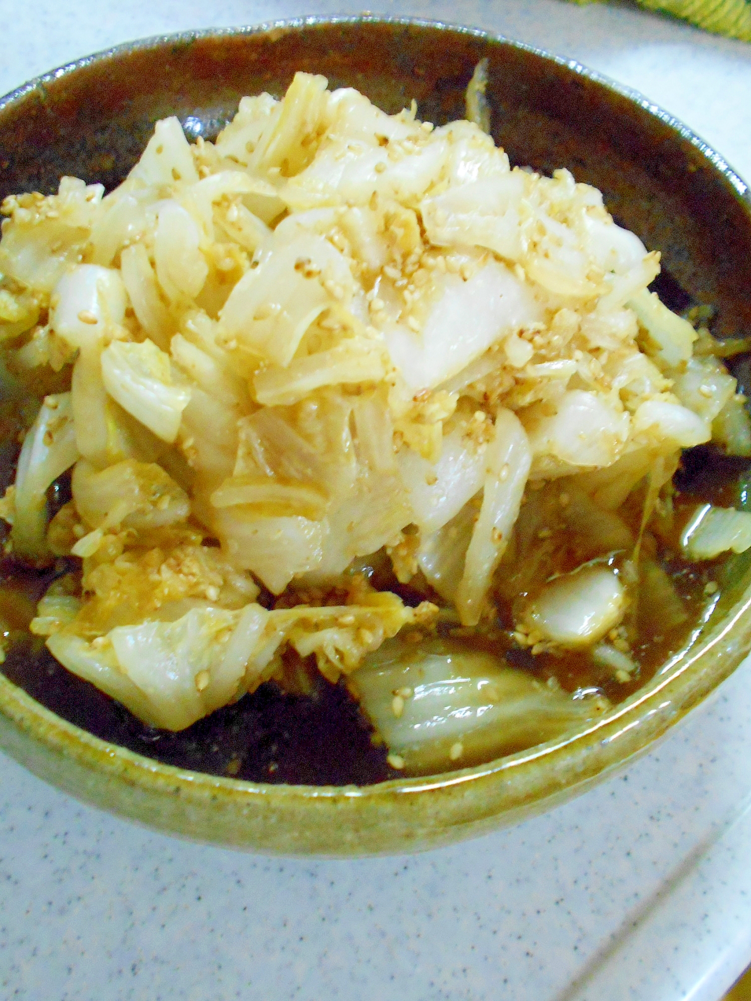 定番に美味しい！白菜の胡麻和え