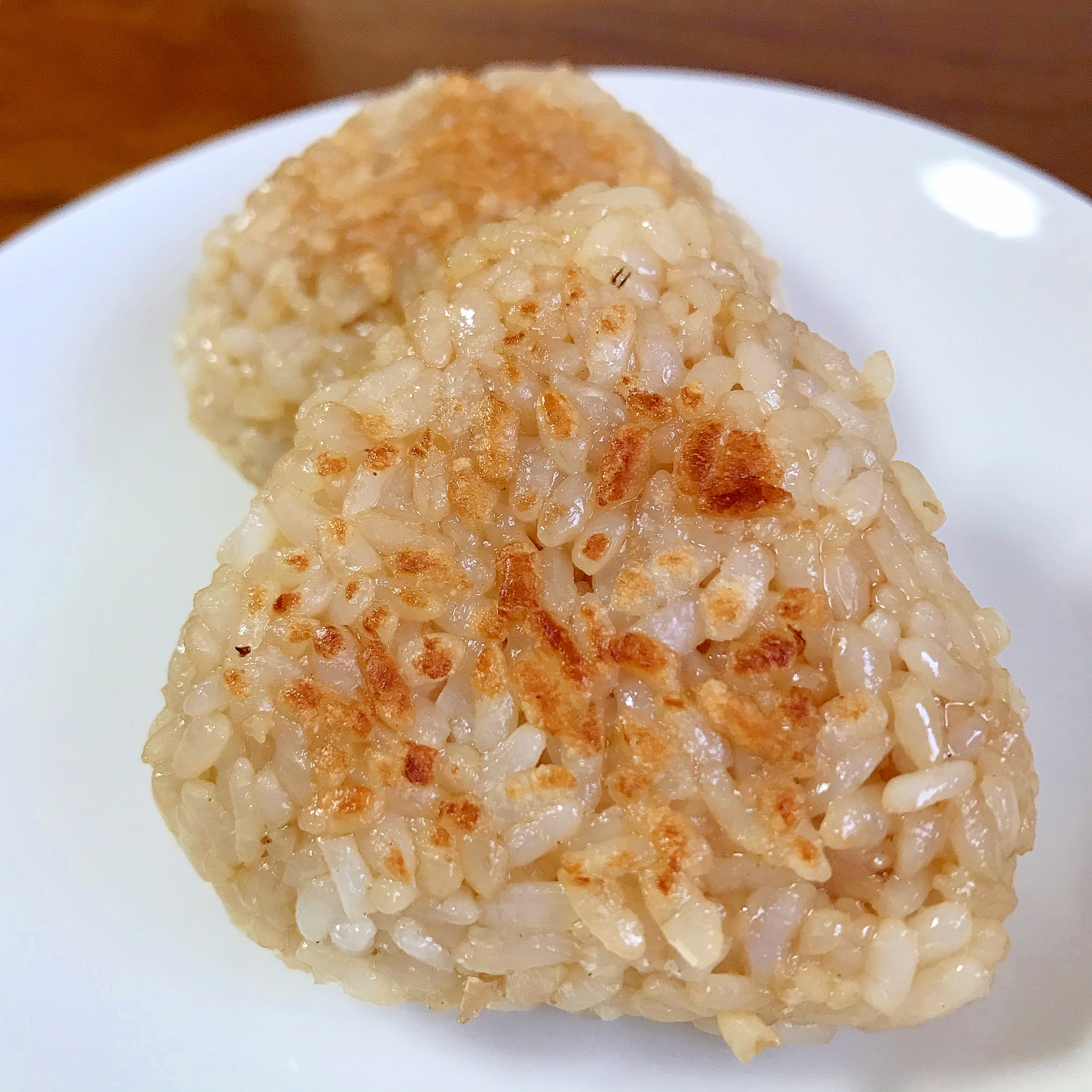 醤油多めの焼きおにぎり～ごま油使用