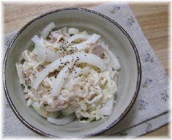 タイトル通り噛めば噛むほど、いろんな食感が楽しめてとっても美味しかったです☆　鶏がらスープのコクとマヨが、切り干し大根によく合いますね。しばらく続きそう＾＾*