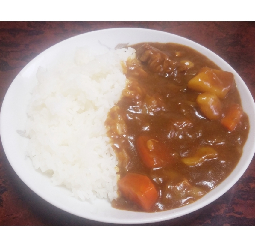 隠し味はコンソメ！カレーライス