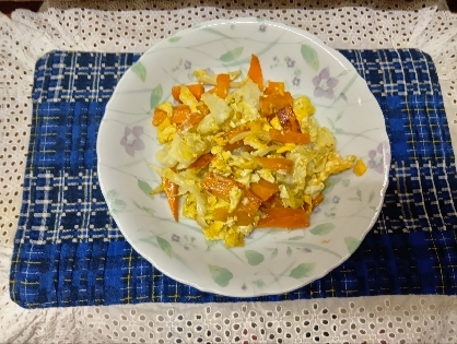 キャベツ大量消費☆キャベツと人参と卵の炒め物