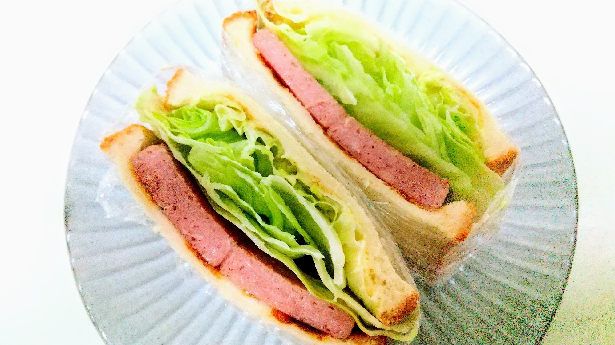 スパムレタスサンド