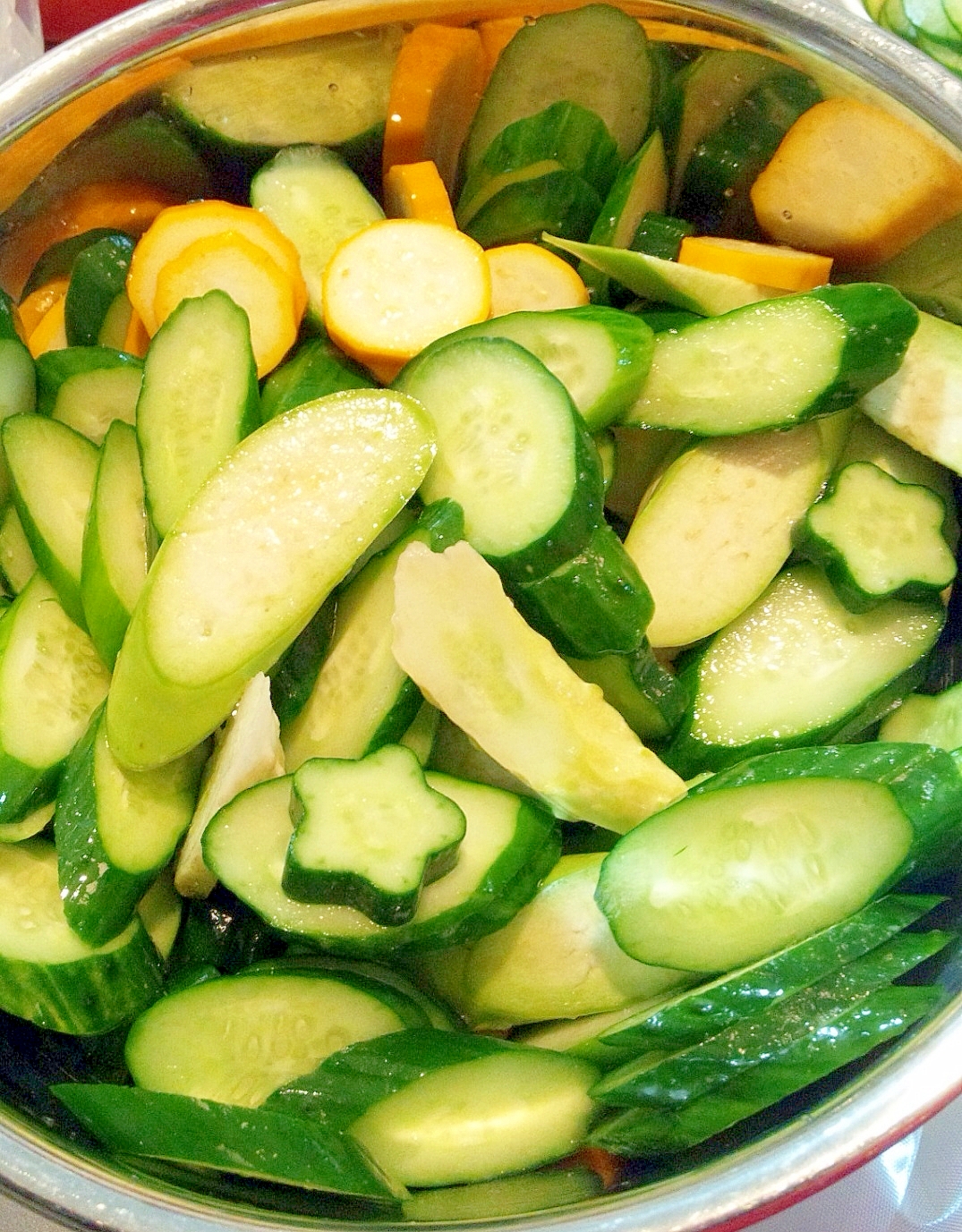 薄緑長茄子と胡瓜 オーラムズッキーニのレモン漬け レシピ 作り方 By ゆうsaien 楽天レシピ 薄緑長茄子と胡瓜 オーラムズッキーニのレモン漬け レシピ 作り方 By ゆうsaien 楽天レシピ