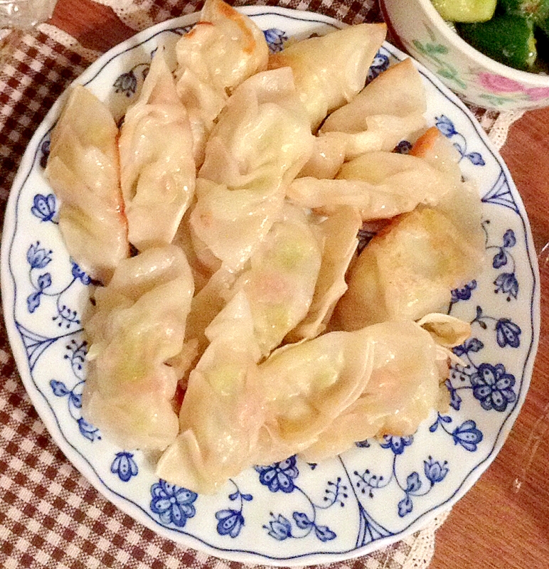 キャベツとツナのマヨ味の餃子