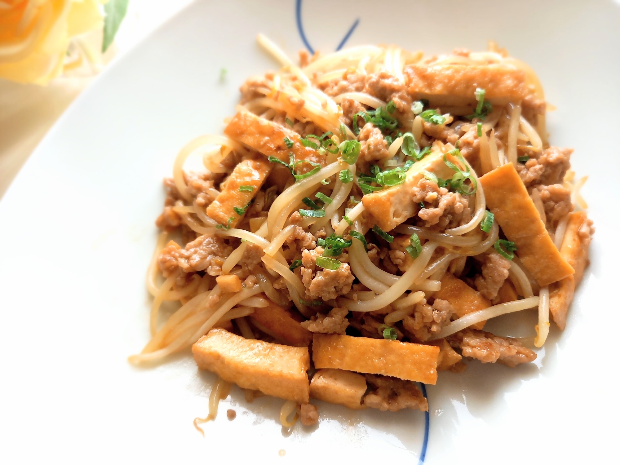 簡単ᕷ* 豚ひき肉と厚揚げともやしの中華炒めꕤ୭*