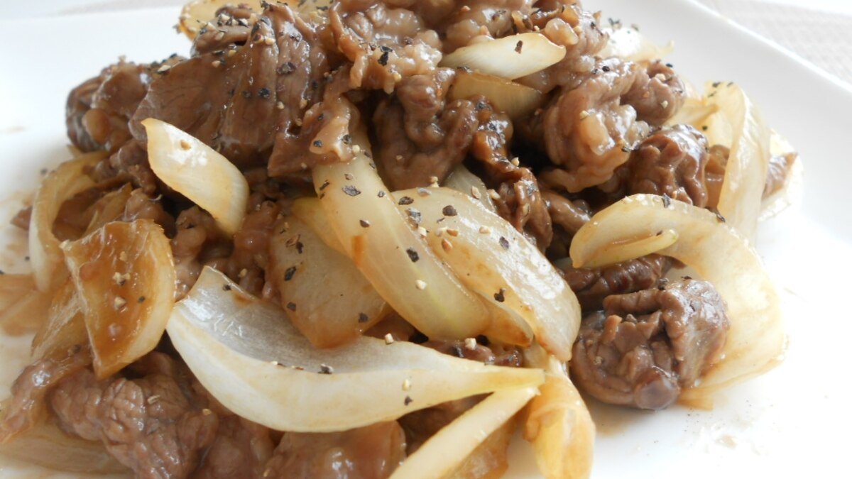 ご飯がすすむ 牛肉とたまねぎのオイスターソース炒め レシピ 作り方 By 楽天出店店舗 香味館ひびき屋 楽天レシピ ご飯がすすむ 牛肉とたまねぎのオイスターソース炒め レシピ 作り方 By 楽天出店店舗 香味館ひびき屋 楽天レシピ