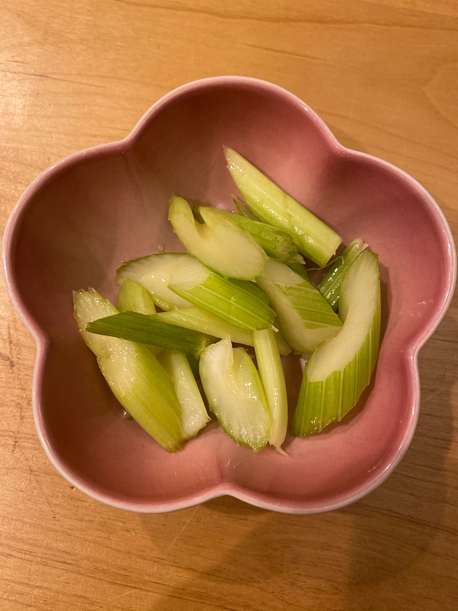 セロリの酢漬け