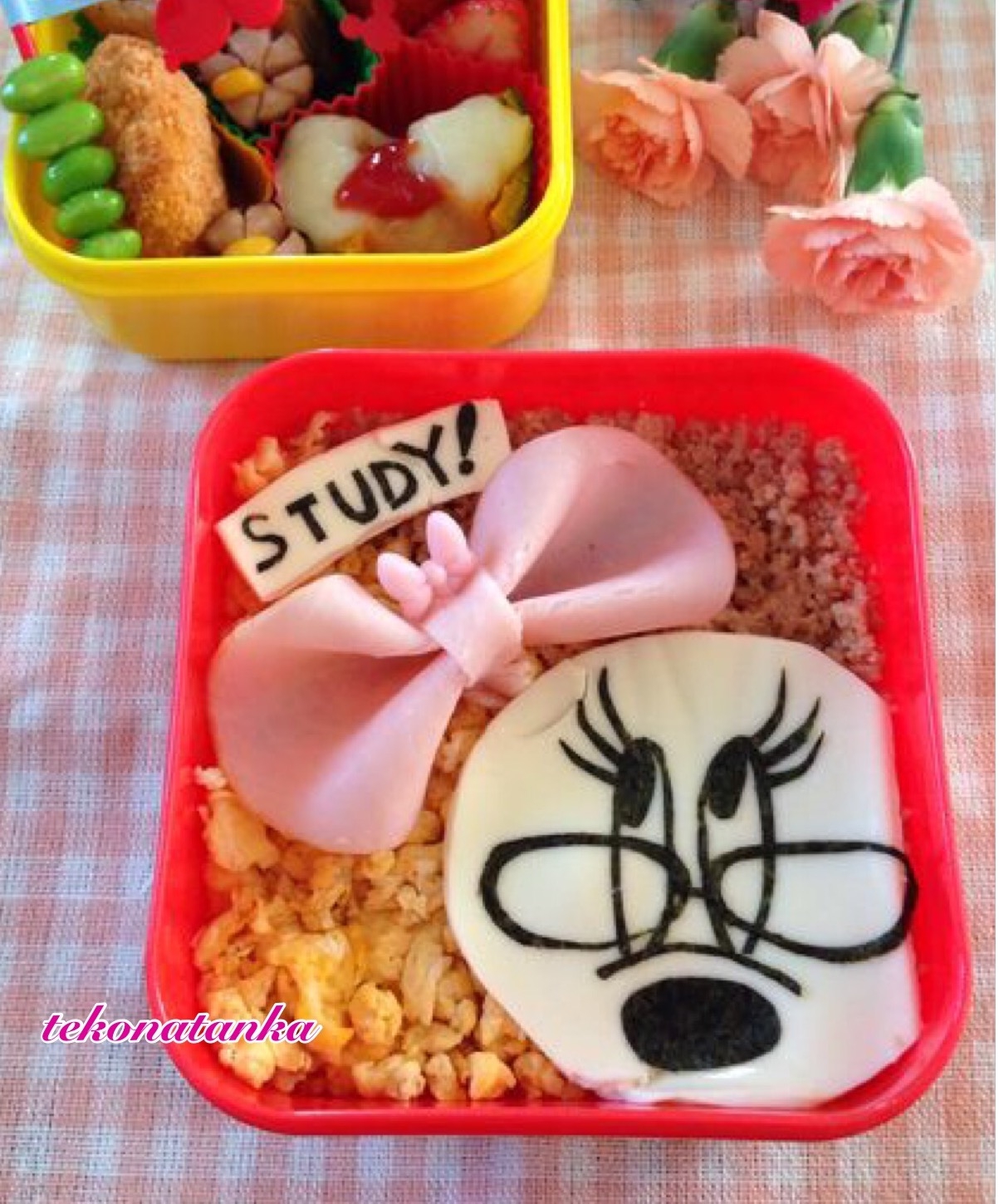 頑張れ受験生 ミニーちゃんのそぼろ弁当 キャラ弁 レシピ 作り方 By Tekonani 楽天レシピ