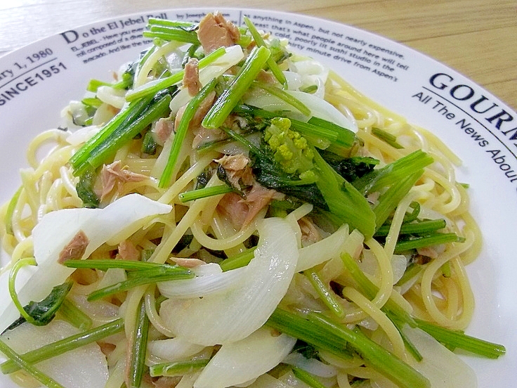 ほうれん草と新玉ねぎの和風ツナスパゲティ