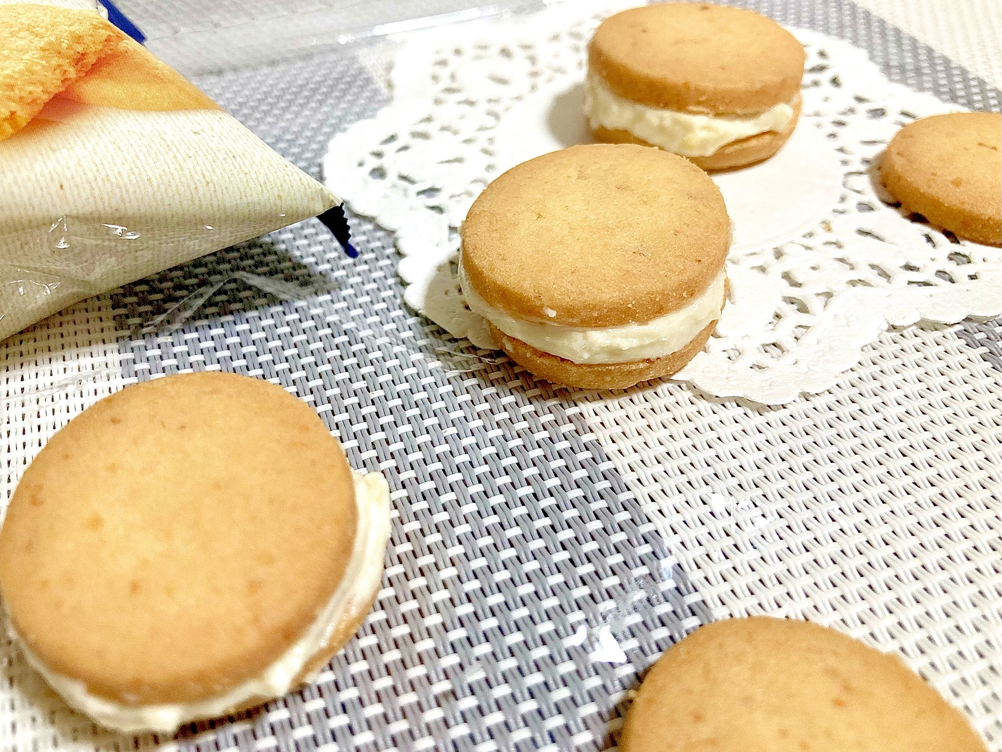 市販品アレンジ 低糖質レアチーズサンドビスケット レシピ 作り方 By いちねこ 楽天レシピ