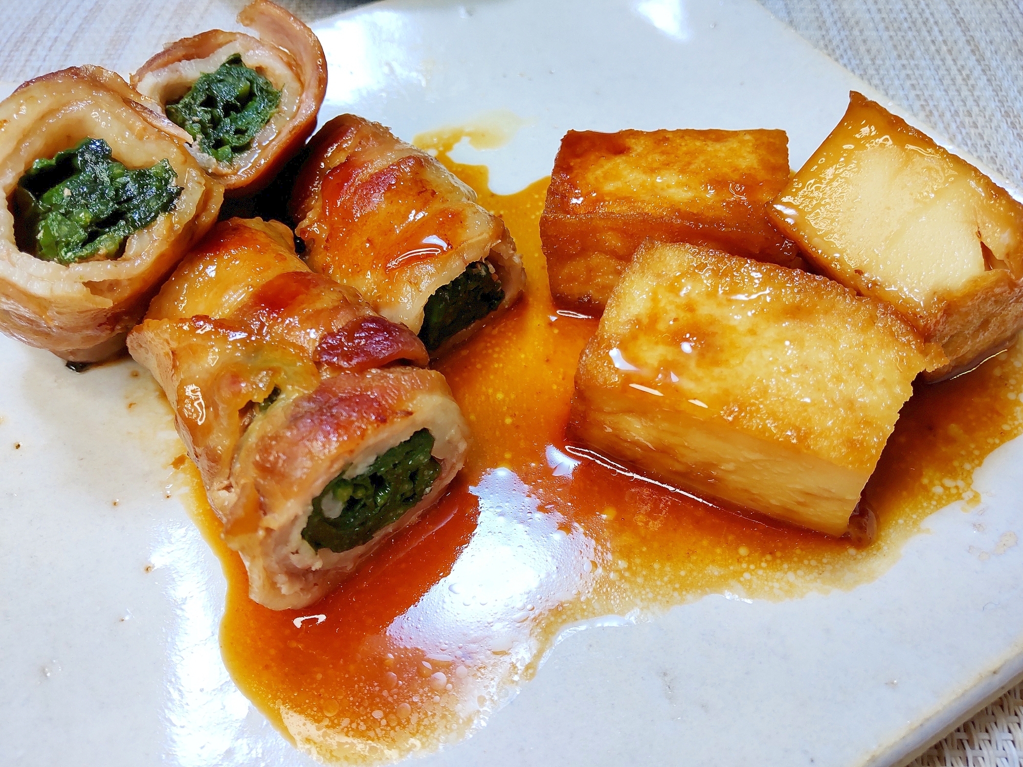 10分で!　エバラすき焼きのタレで春菊の肉巻き