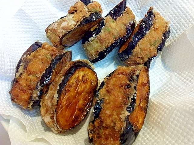 ジューシーな美味しさ最高☆茄子のひき肉はさみ揚げ♪