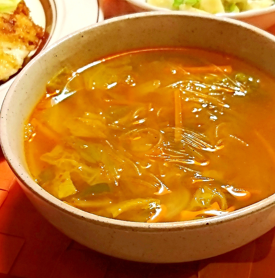 白菜のピリ辛春雨スープ