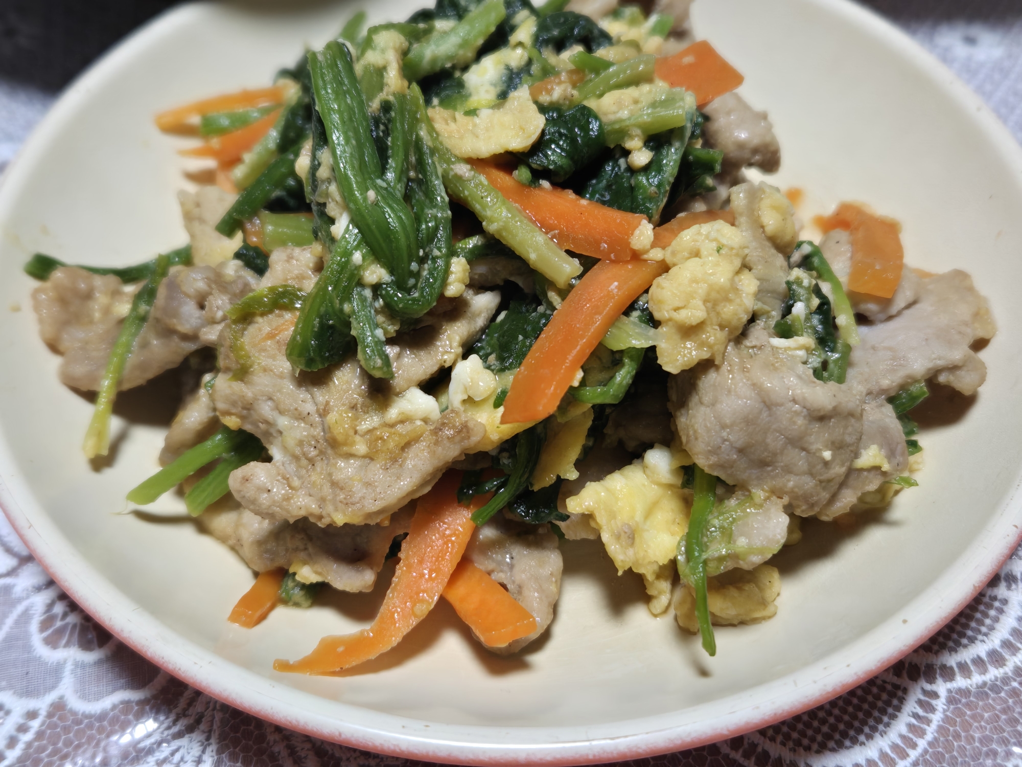 豚肉とほうれん草のオイスターソース炒め