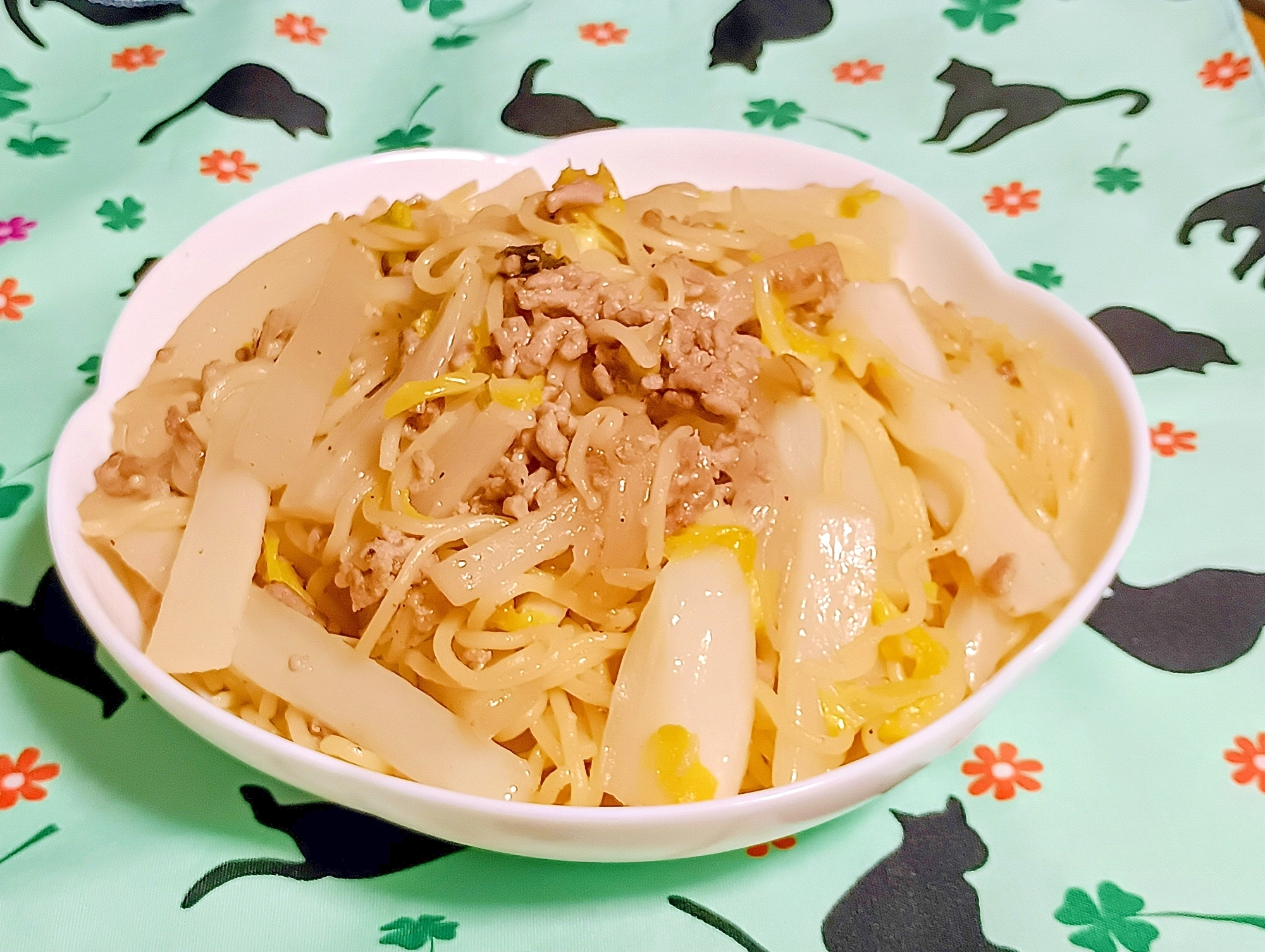 大根と白菜でスタミナ塩焼きそば