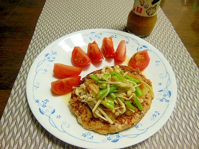 【うま塩】おから豆腐バーグの春菊エノキソース♪