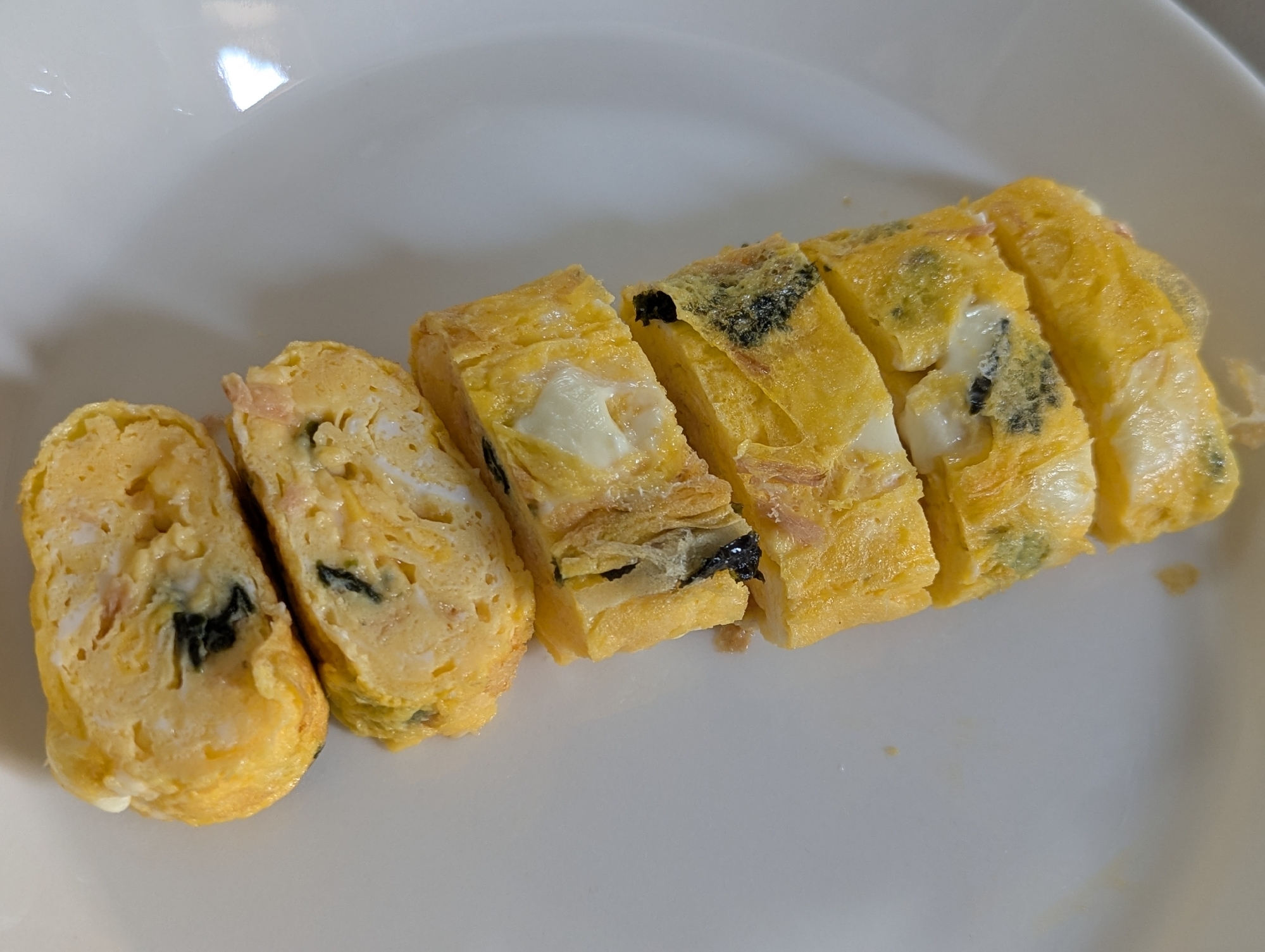 海苔チーズおかかの卵焼き