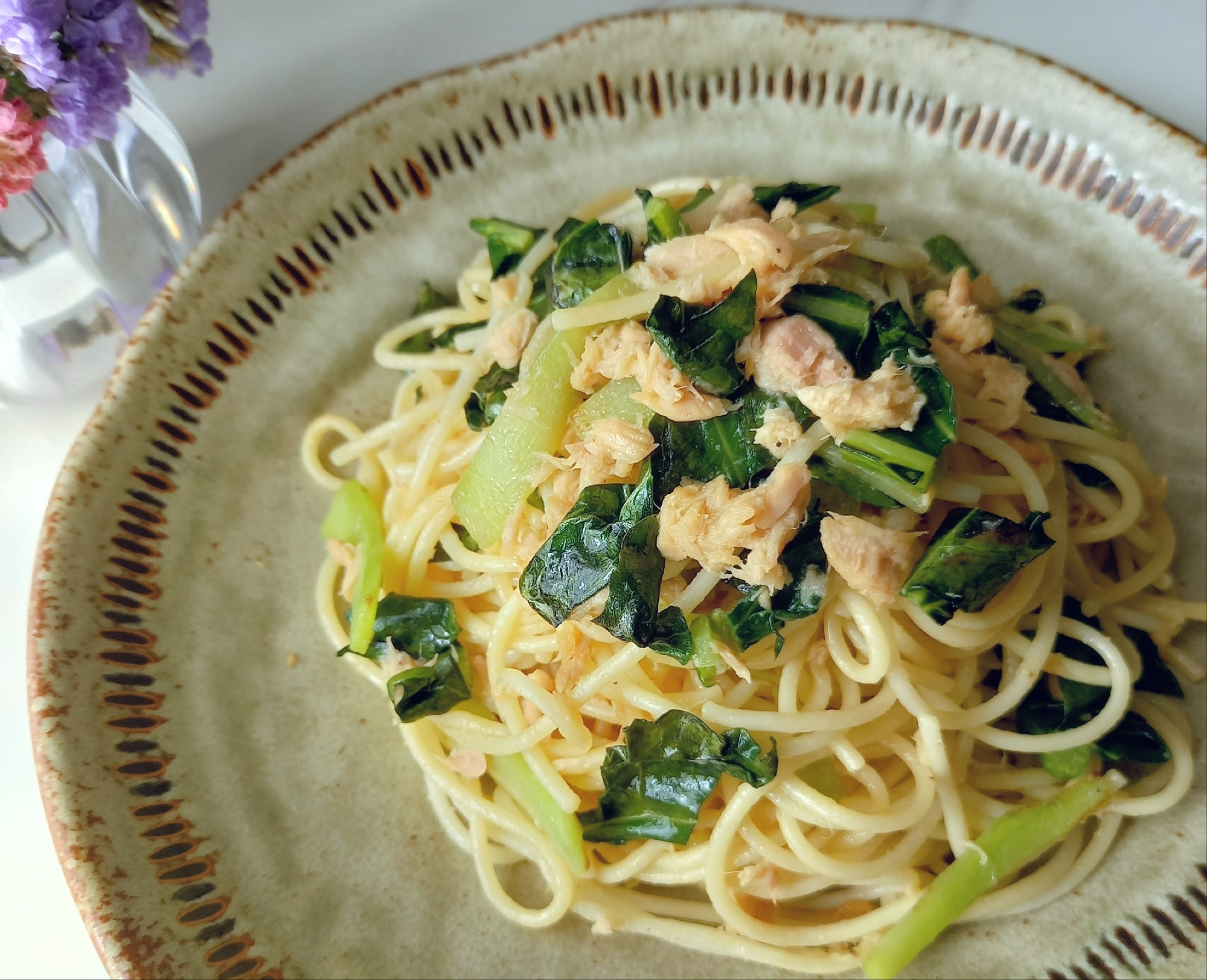 リメイクᕷ*ブロッコリーの葉と茎のツナパスタꕤ୭*
