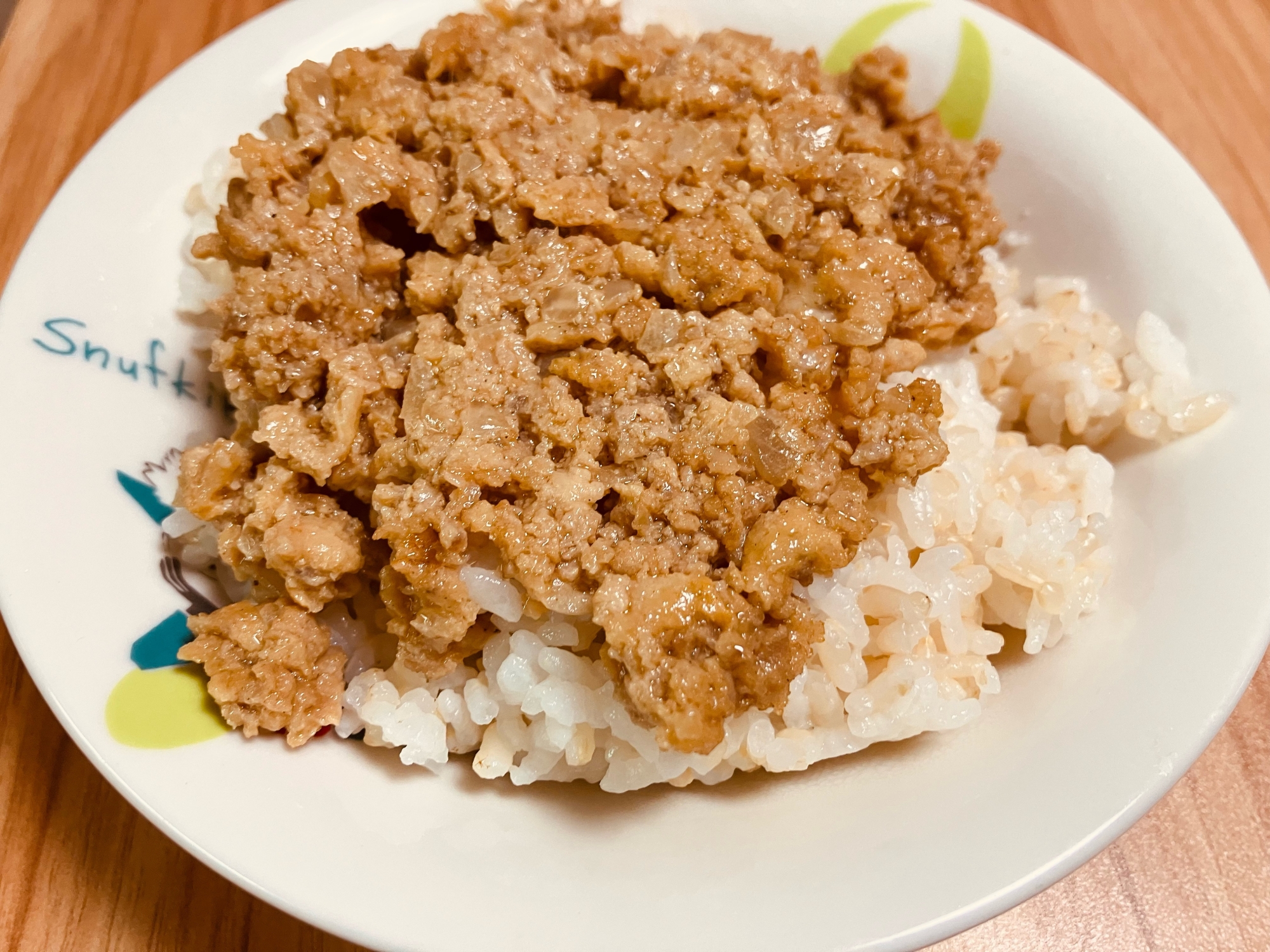 ハンバーグ崩れ丼