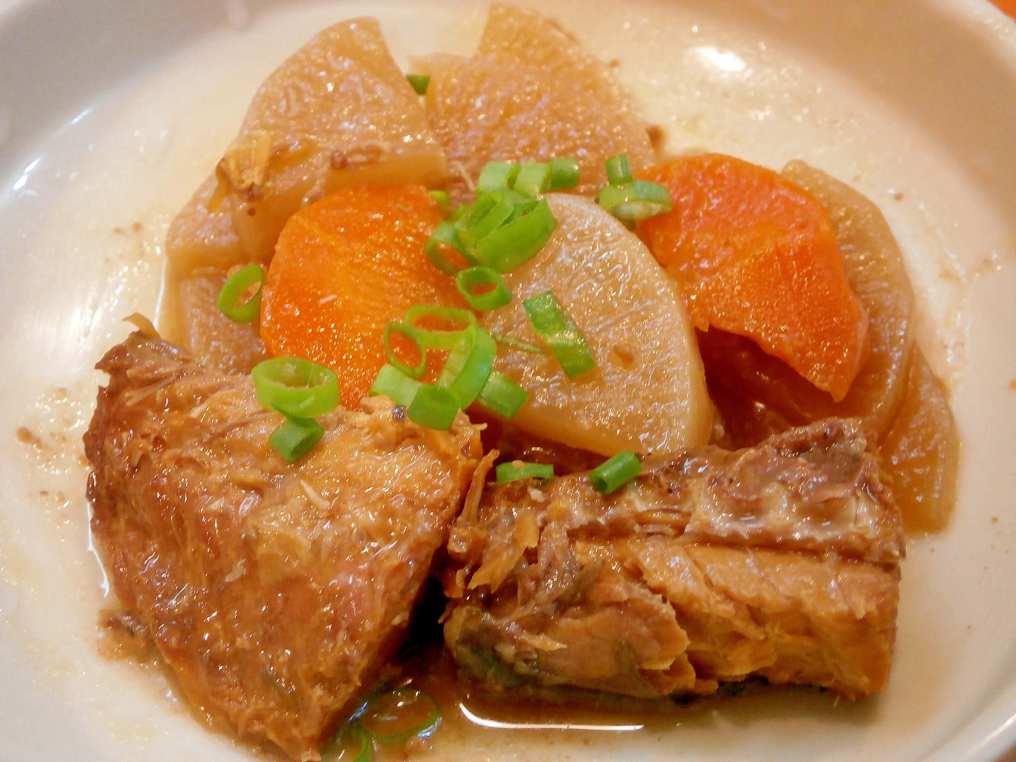 サバ缶で☆大根とサバの煮もの☆