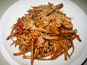 ボリュームアップ!とり肉入り♪きんぴらごぼう