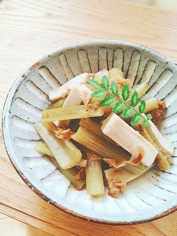 ホッとする(o˘◡˘o)フキと高野豆腐の煮物
