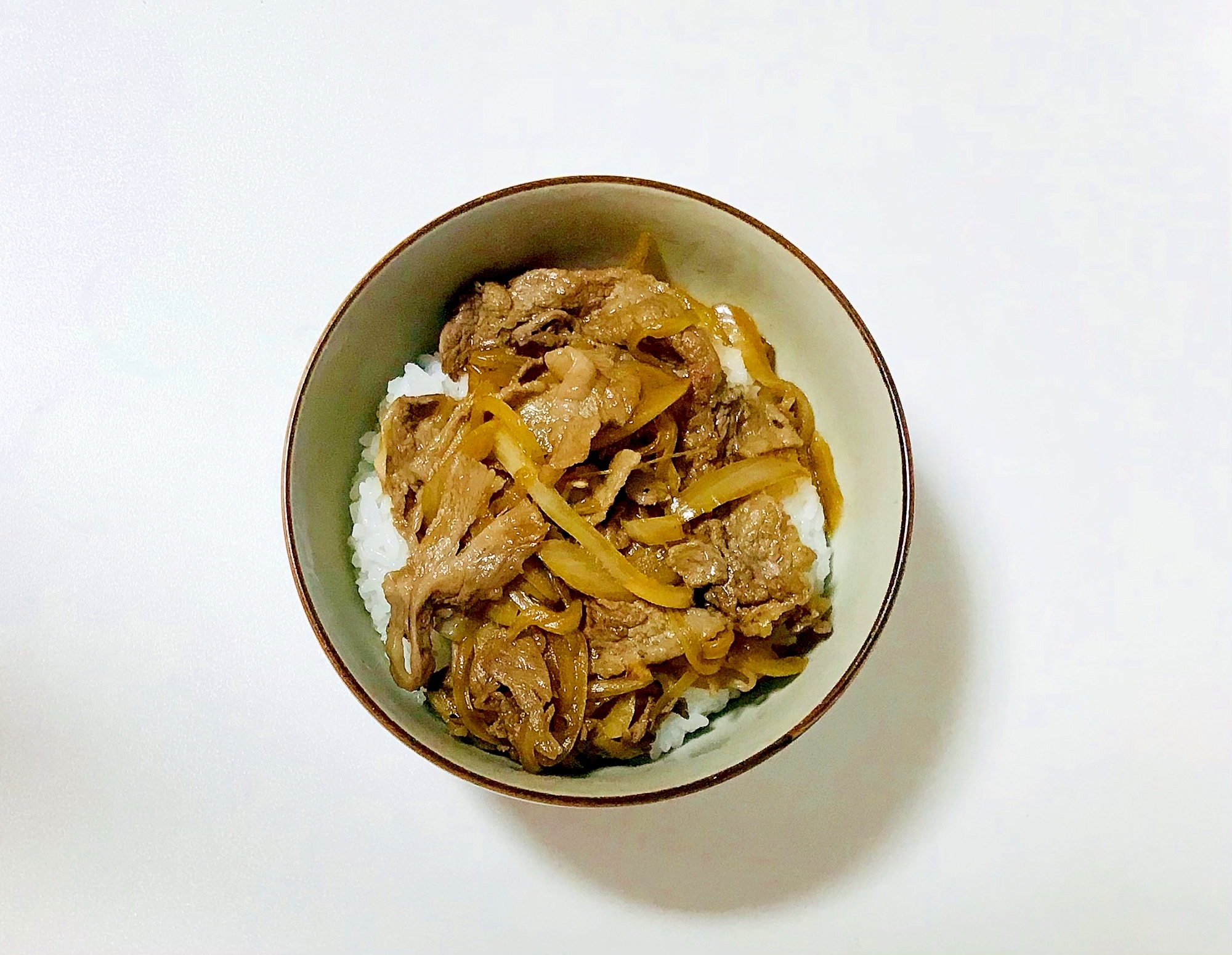 小間切れ肉で簡単牛丼