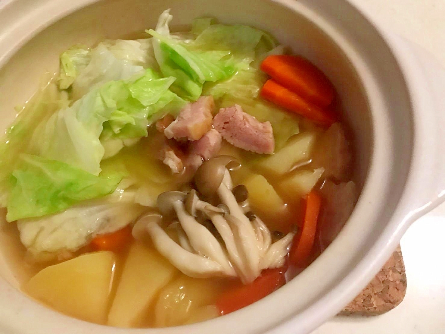 野菜たっぷり!土鍋でポトフ